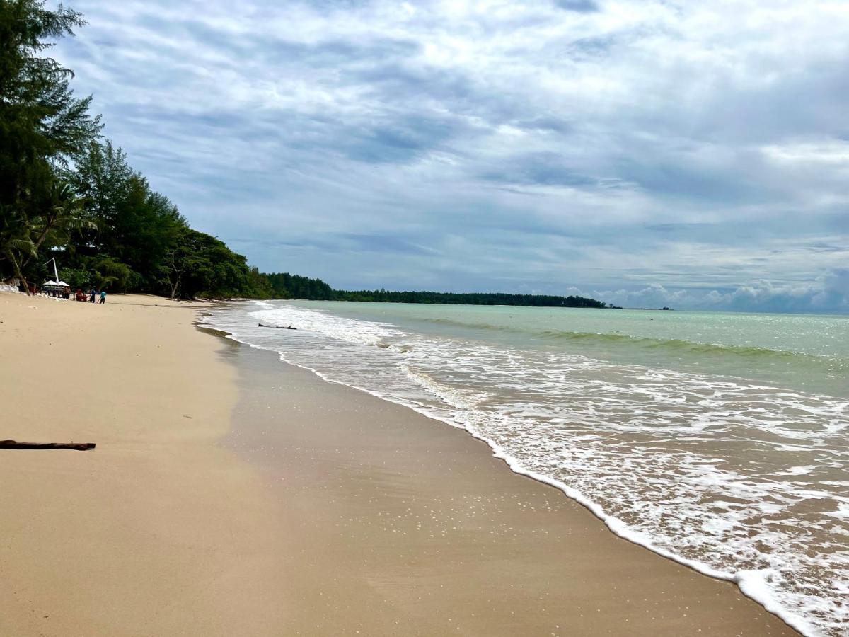 Ao Thong Beach Resort Bang Sak Esterno foto