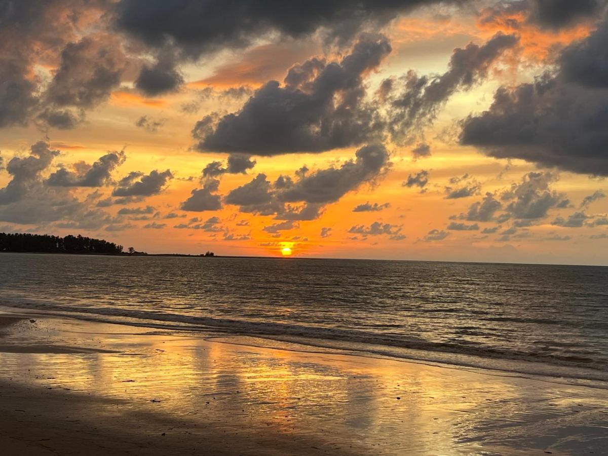Ao Thong Beach Resort Bang Sak Esterno foto