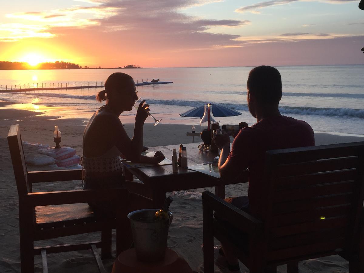 Ao Thong Beach Resort Bang Sak Esterno foto