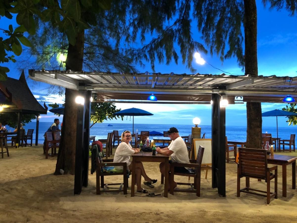 Ao Thong Beach Resort Bang Sak Esterno foto