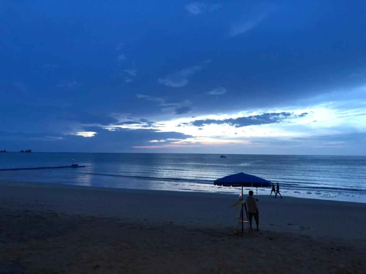 Ao Thong Beach Resort Bang Sak Esterno foto